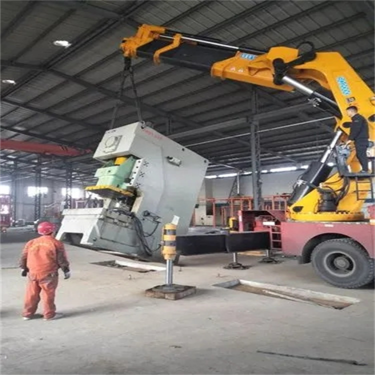 潍坊80吨折臂吊车出租附近电话